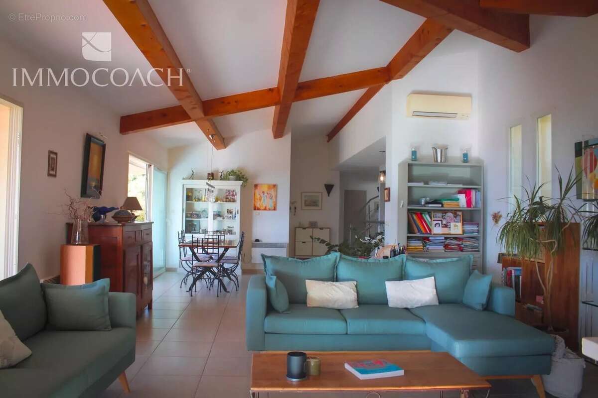 Maison à HYERES