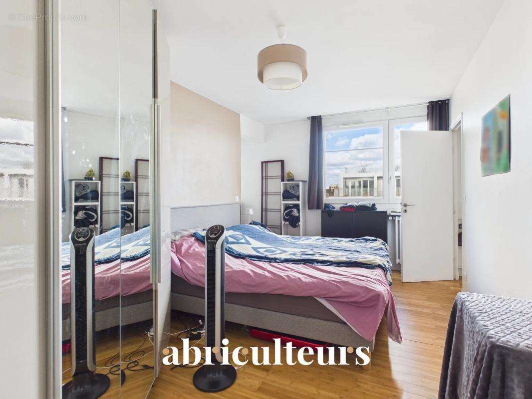 Appartement à PARIS-12E