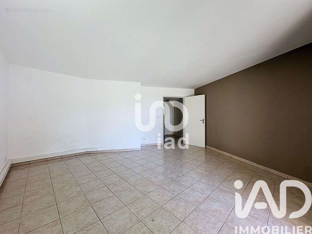 Photo 6 - Appartement à MARSEILLE-13E