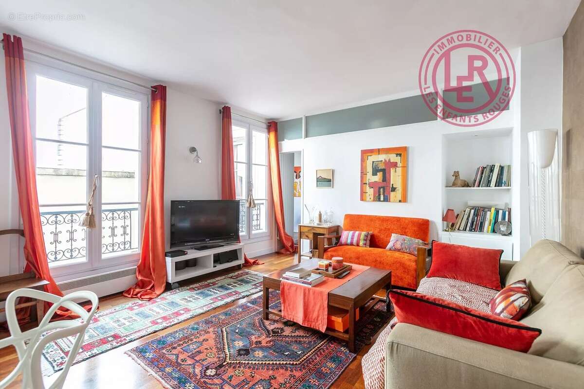 Appartement à PARIS-3E