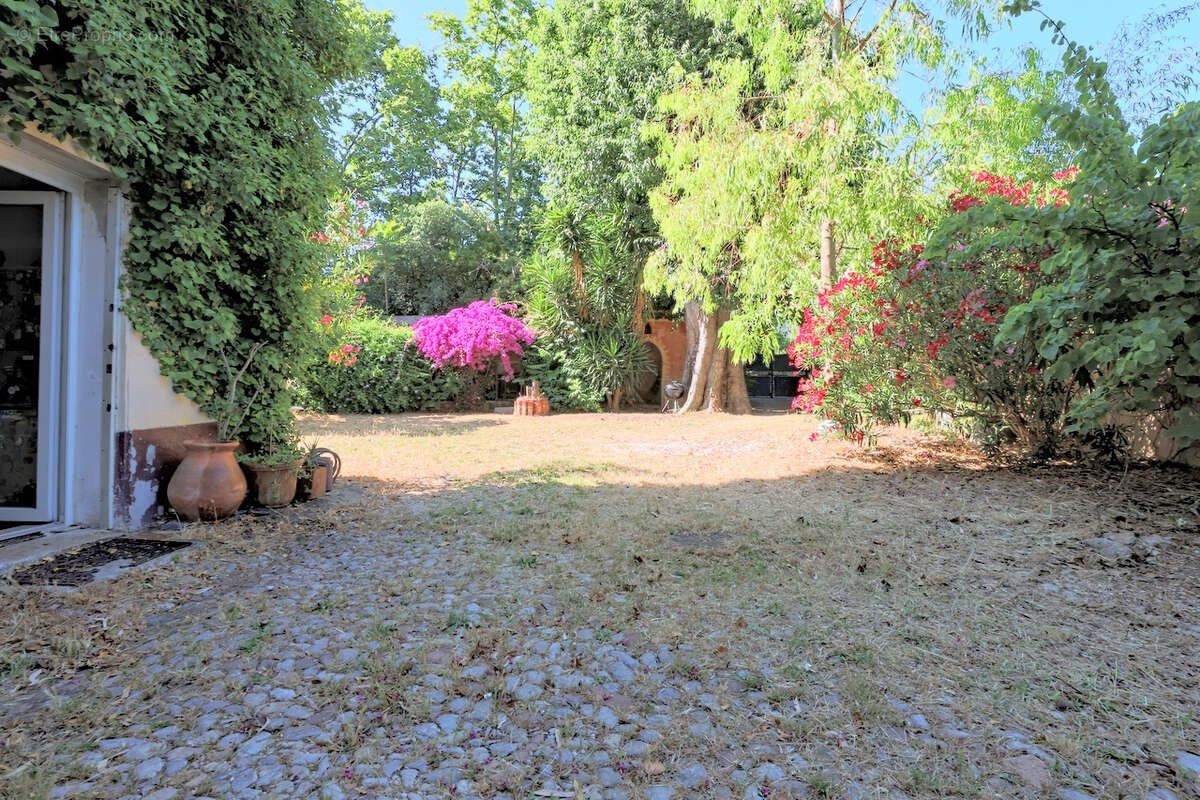 Maison à LA VALETTE-DU-VAR