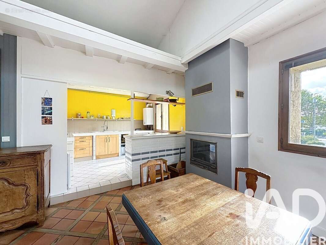 Photo 3 - Appartement à TASSIN-LA-DEMI-LUNE