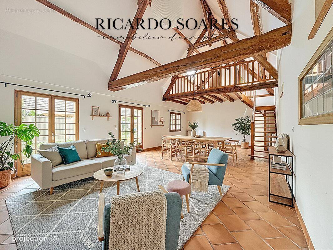 Maison à PONT-SAINTE-MAXENCE