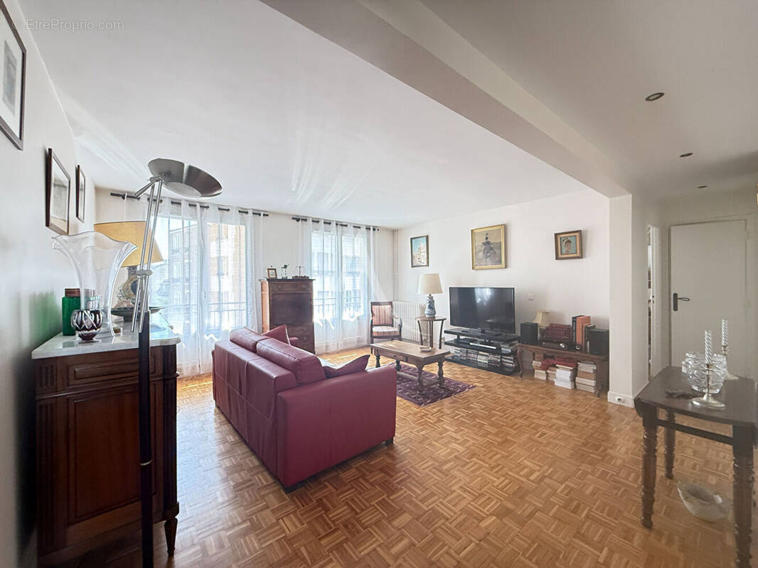 Appartement à ASNIERES-SUR-SEINE