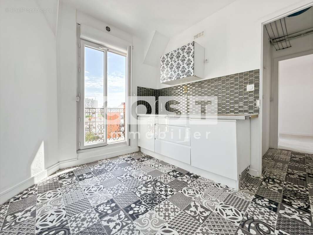 Appartement à GENNEVILLIERS