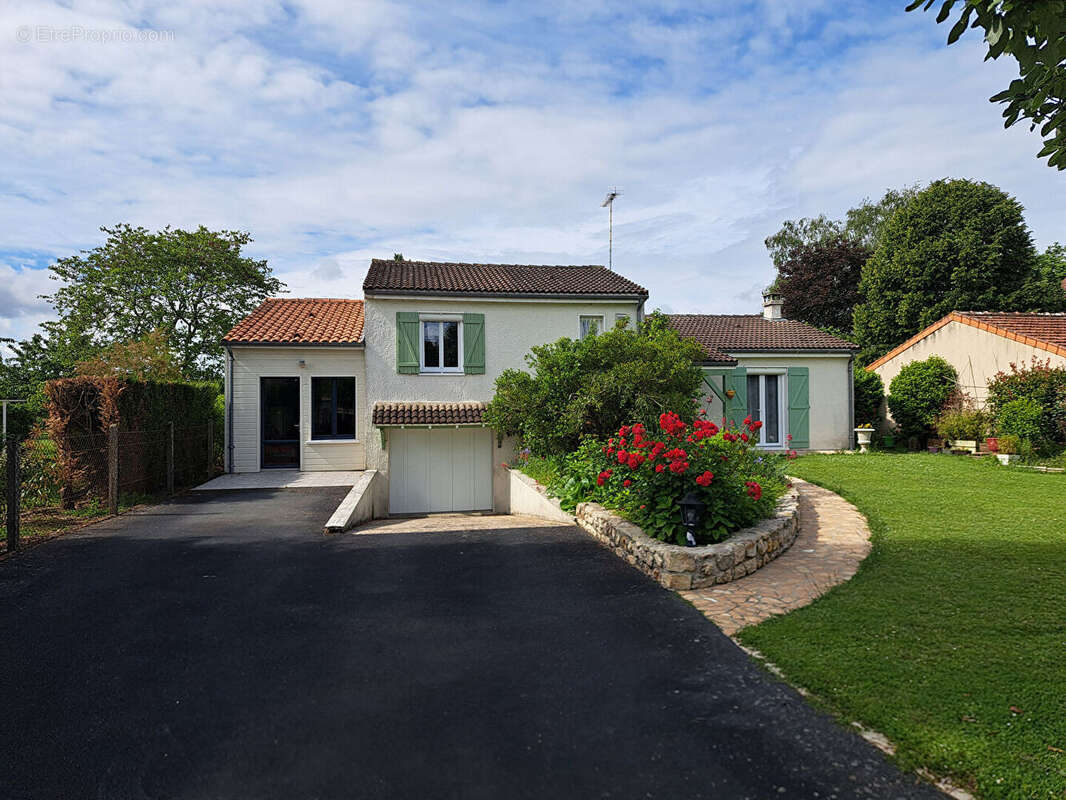 Maison 133m² à châtellerault - photo 2