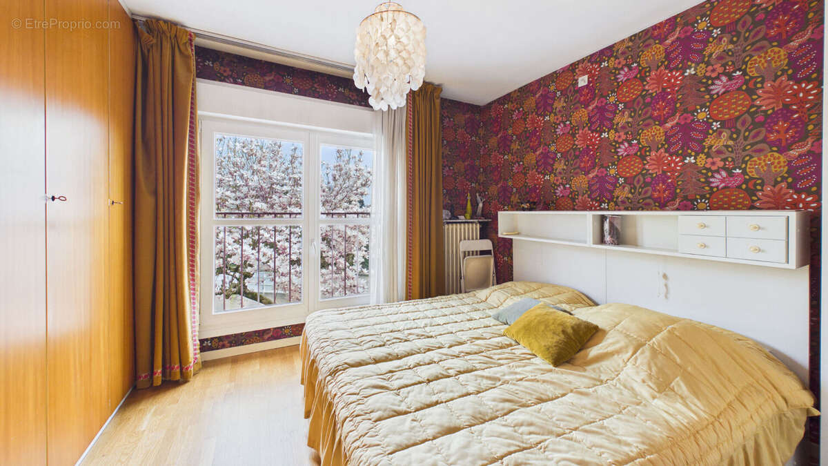 Maison à ARS-SUR-MOSELLE