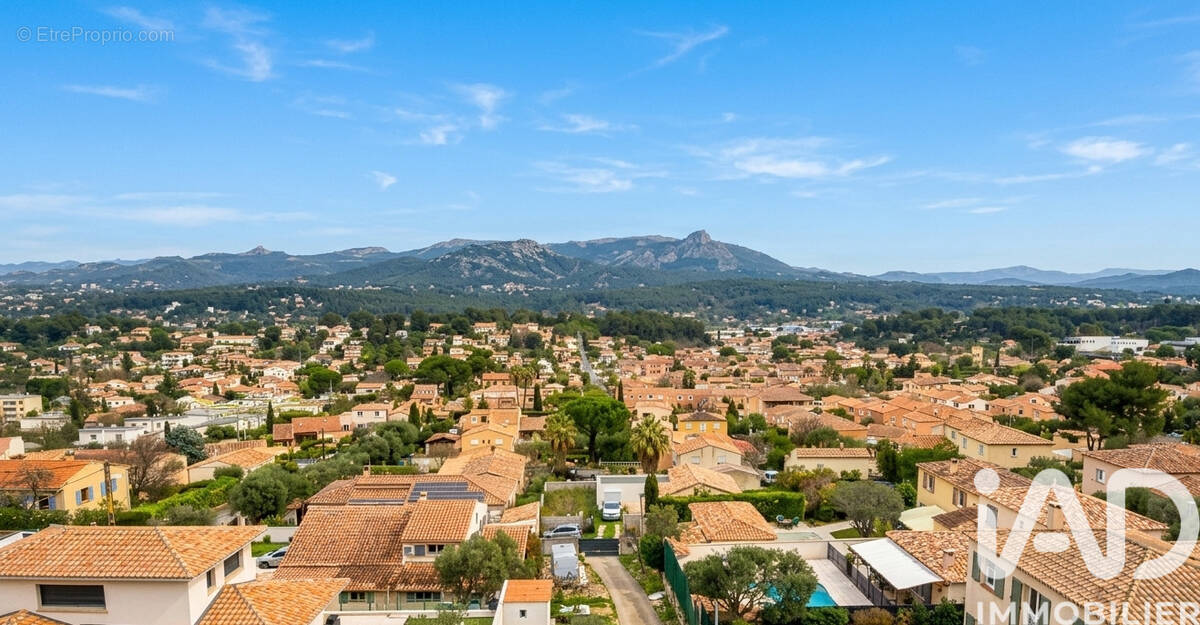 Photo 1 - Maison à LA PENNE-SUR-HUVEAUNE