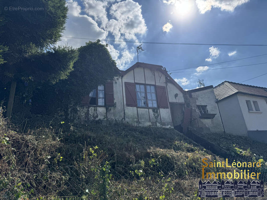 Maison 60 m² à Fougeres  - photo 2