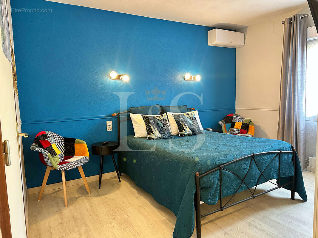 Appartement à SUZE-LA-ROUSSE