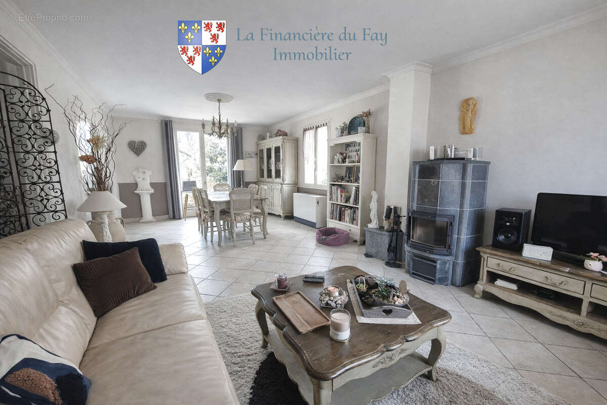 Maison à ANIZY-LE-CHATEAU