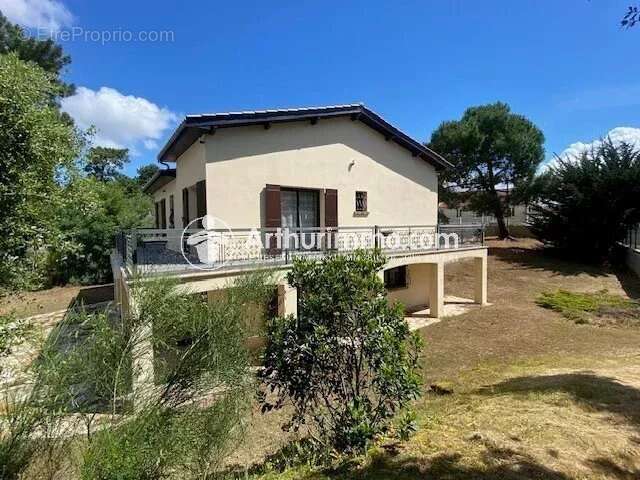 villa proche plage - photo 3