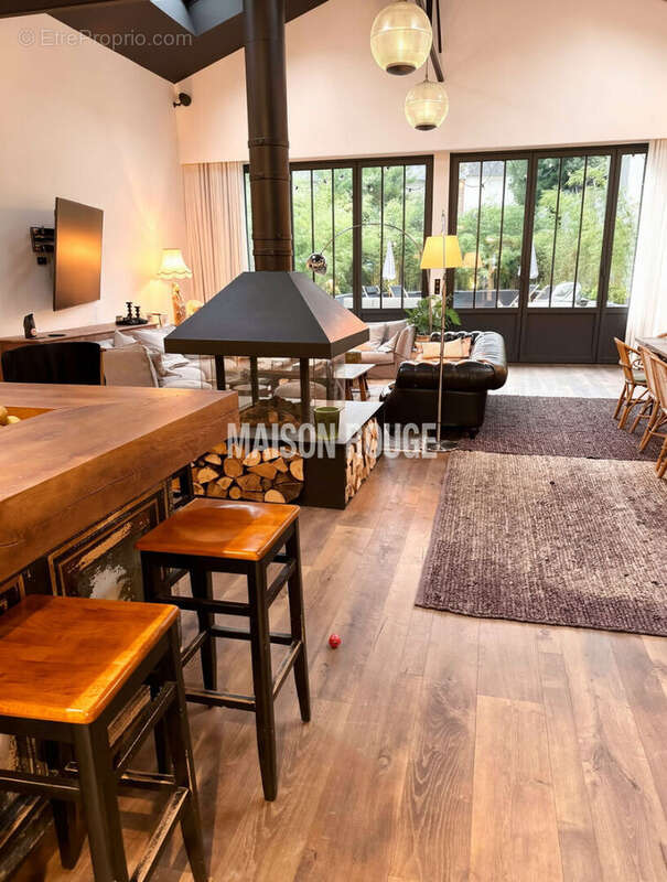 Dinard - Une propriété d'exception au coeur de la ville, où le caractère rencontre l'excellence contemporaine - photo 4