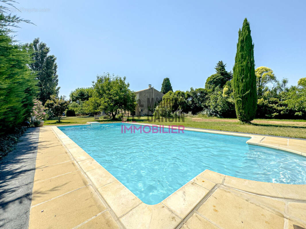A vendre, à acheter, achat Propriété Mas 6 pièces 84300 CAVAILLON - Maison à CAVAILLON
