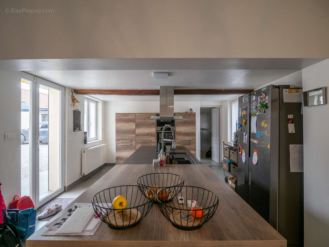 Maison à PERONNE-EN-MELANTOIS