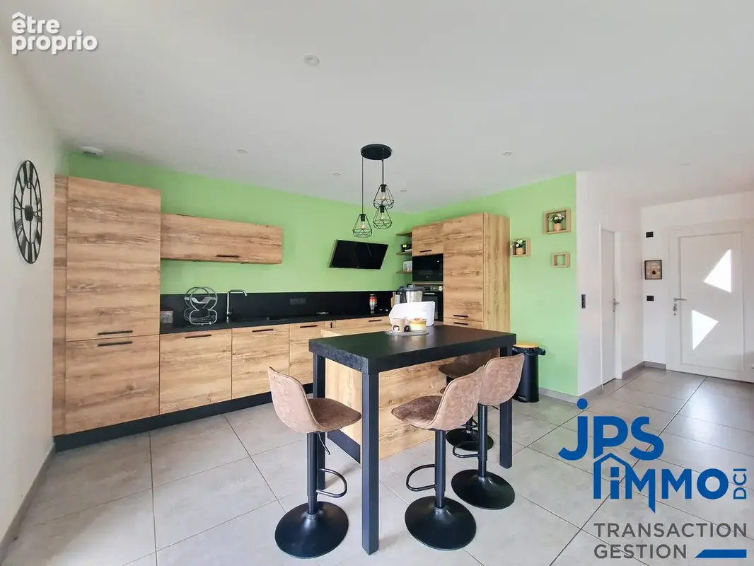 Maison 4 pièces 102 m² à vendre à Saint-Romans (38160) - photo 2
