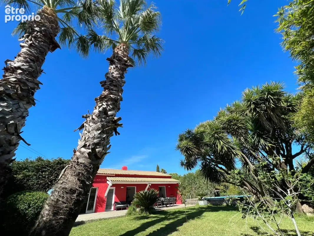 Dpt Var (83), à vendre HYERES Villa sans vis à vis- 1000m² de terrain - 3 chambres  - piscine - jardin - GARAGE - photo 5
