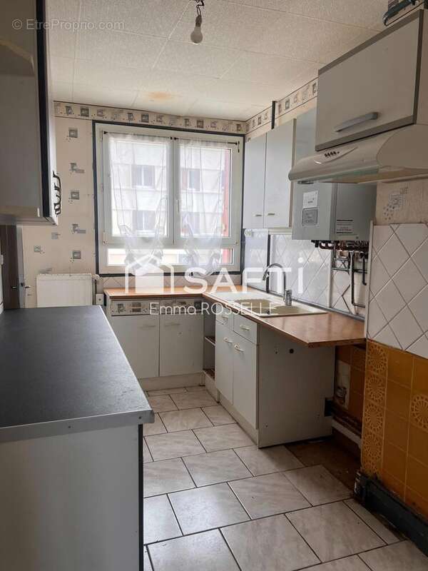 Appartement 64 m² à Saint-Andre-Les-Vergers  - photo 2