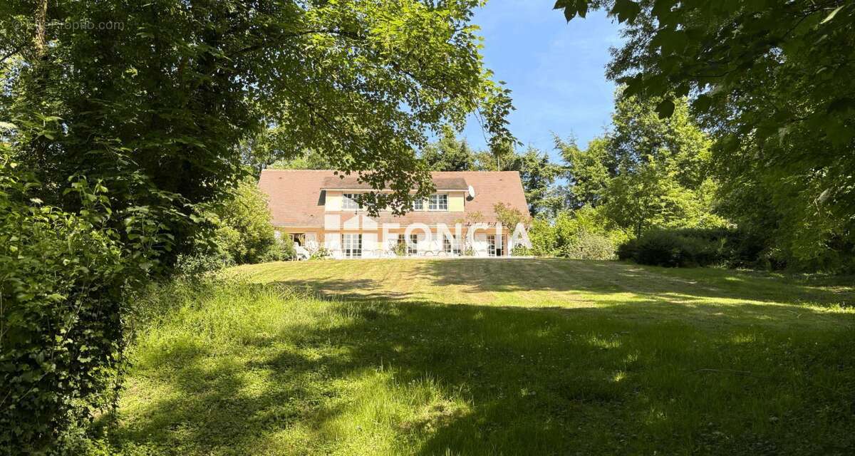 Maison à MORANCEZ