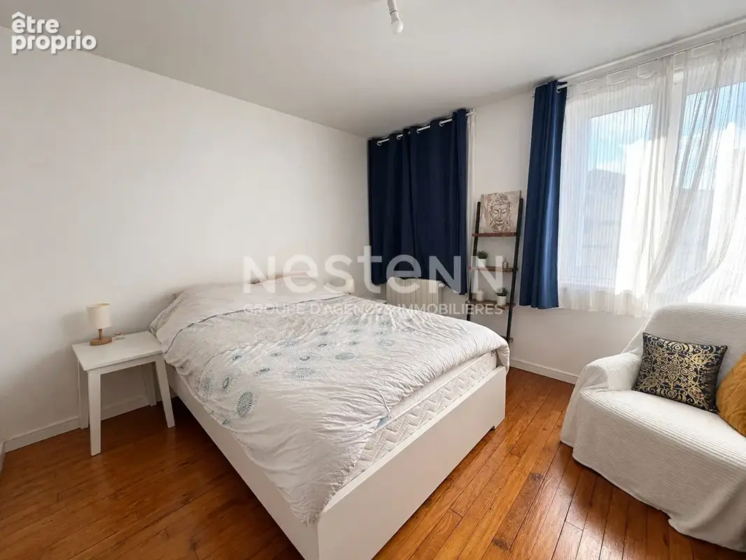 A Rochefort Hyper-Centre Place Colbert - Appartement Duplex 3 chambres - 115 m² - photo 3