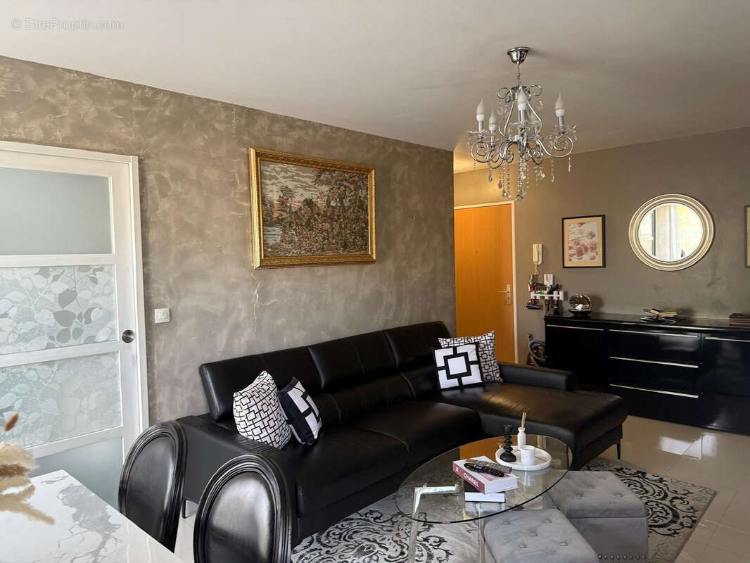 Appartement à SAINT-DENIS