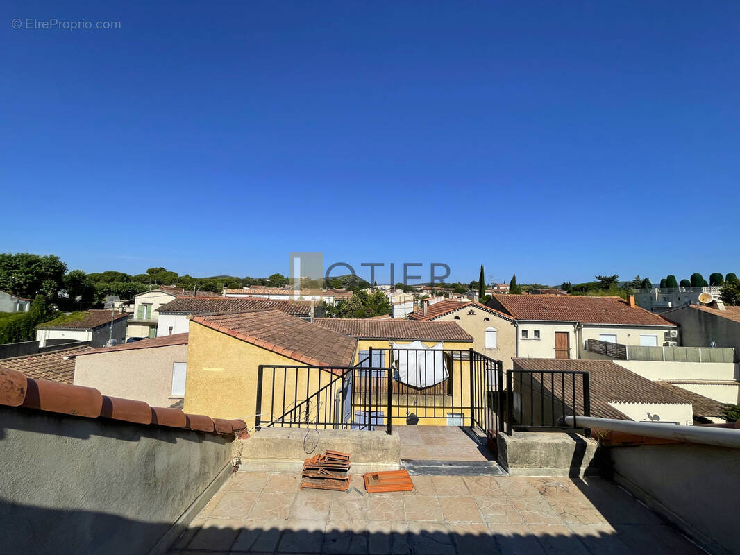 Appartement à SAINT-CHRISTOL-LES-ALES