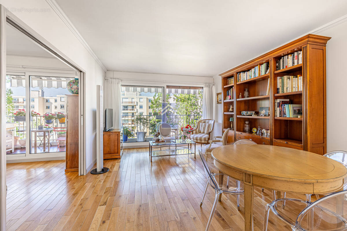 Appartement à LEVALLOIS-PERRET