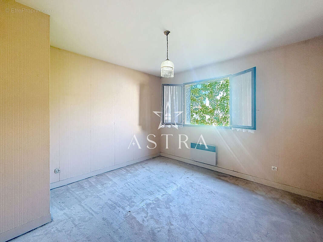 Maison à BOURG-LA-REINE