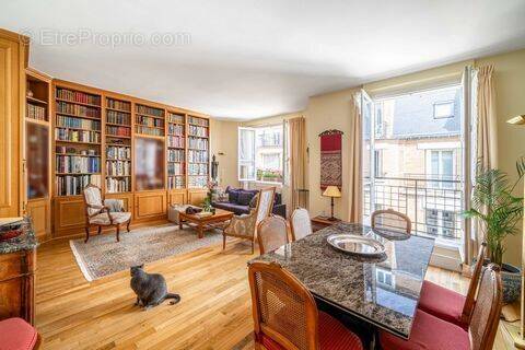 Appartement à PARIS-6E