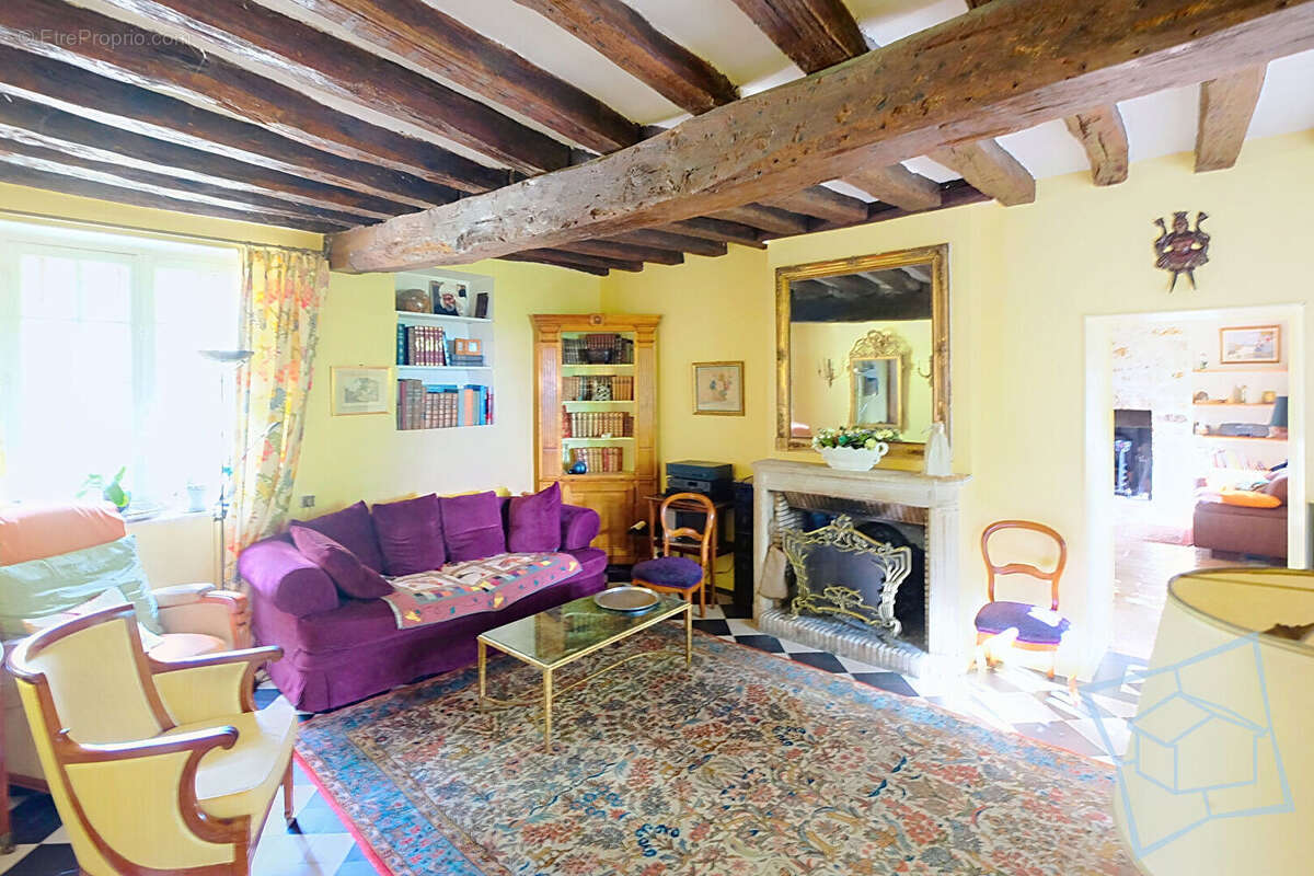 Maison à SAINT-FORGET