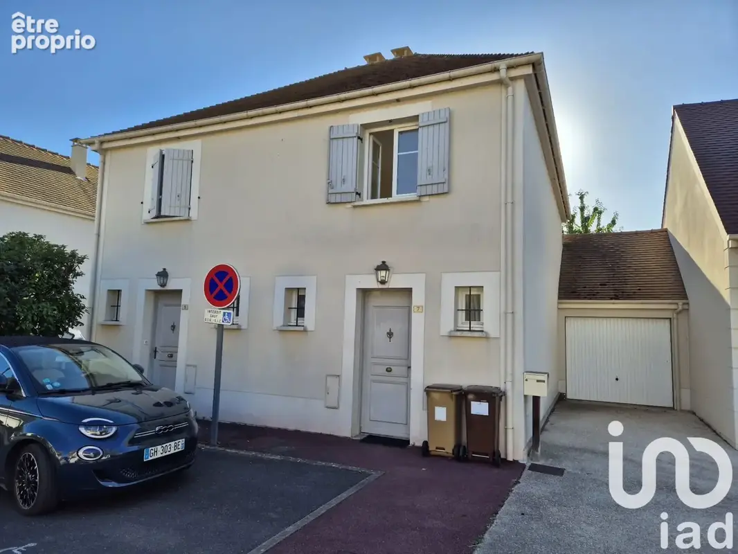 Photo 1 - Maison à SAINT-PIERRE-DU-PERRAY