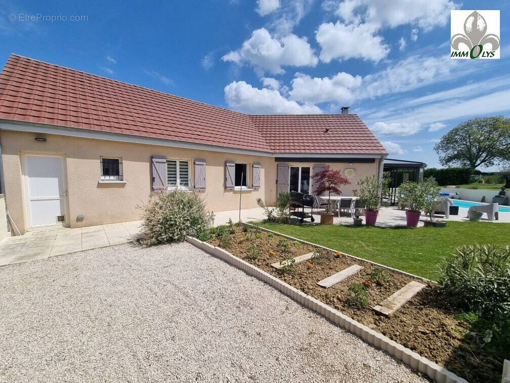 Maison à NUITS-SAINT-GEORGES