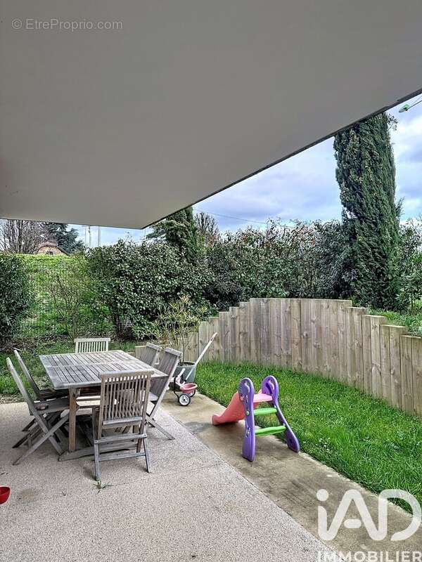 Photo 8 - Appartement à LENTILLY