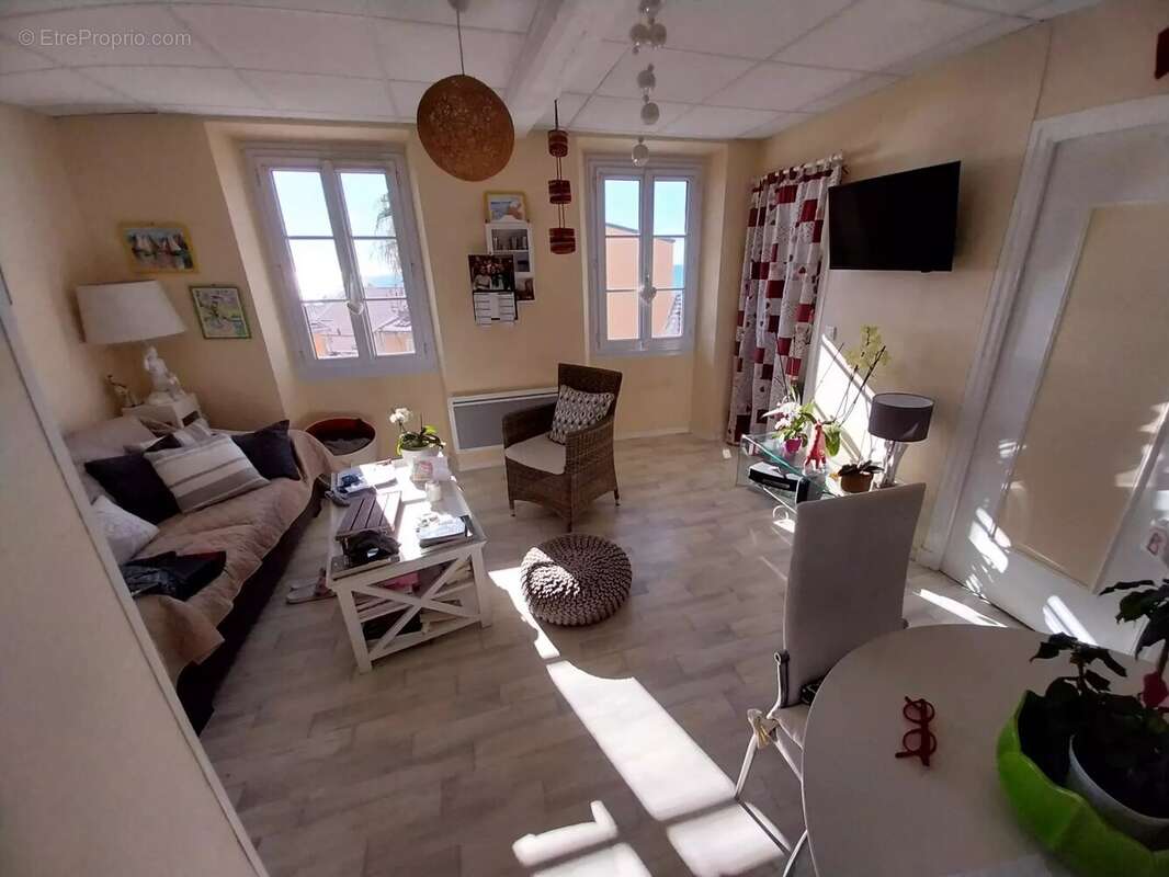 Appartement à MENTON