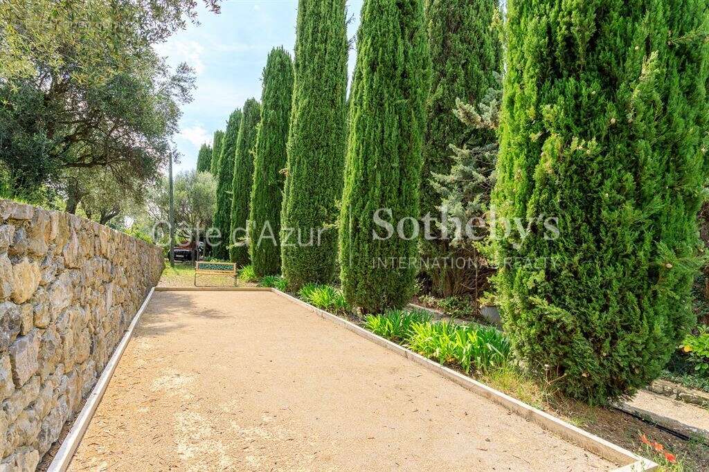 Maison à MONTAUROUX