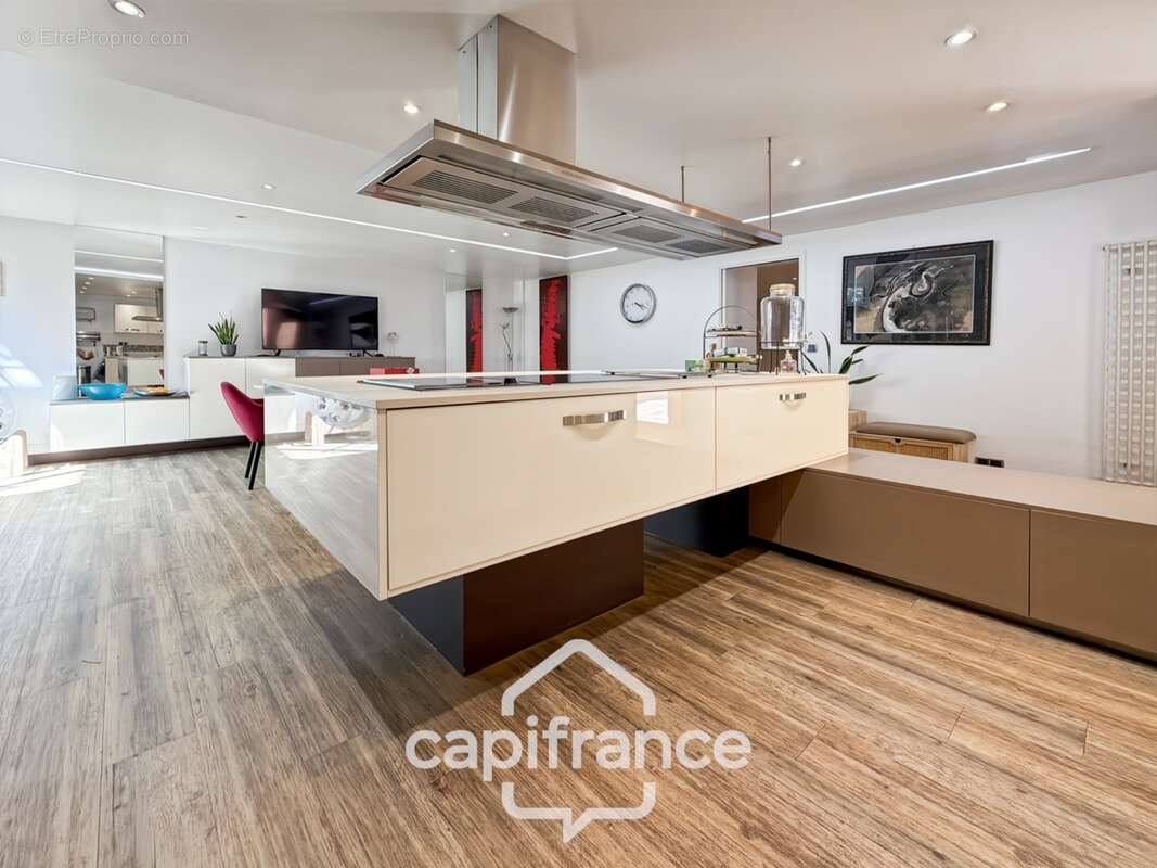Le perreux sur marne (94) – maison familiale 262,50m² – 4 suites – jardin et piscine hors sol – garage double - photo 14