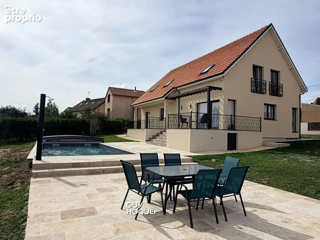 Photo Maison à Paray-Le-Monial au prix de 496 000€