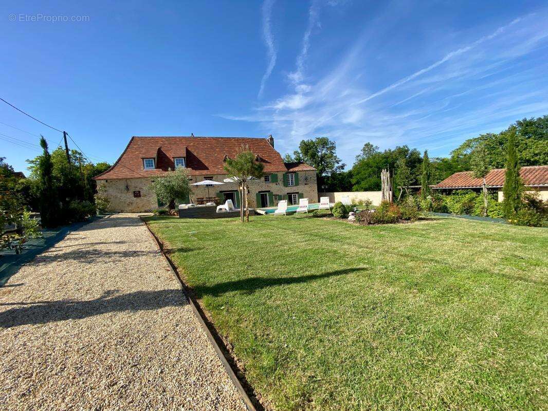 Maison à SAINTE-ALVERE