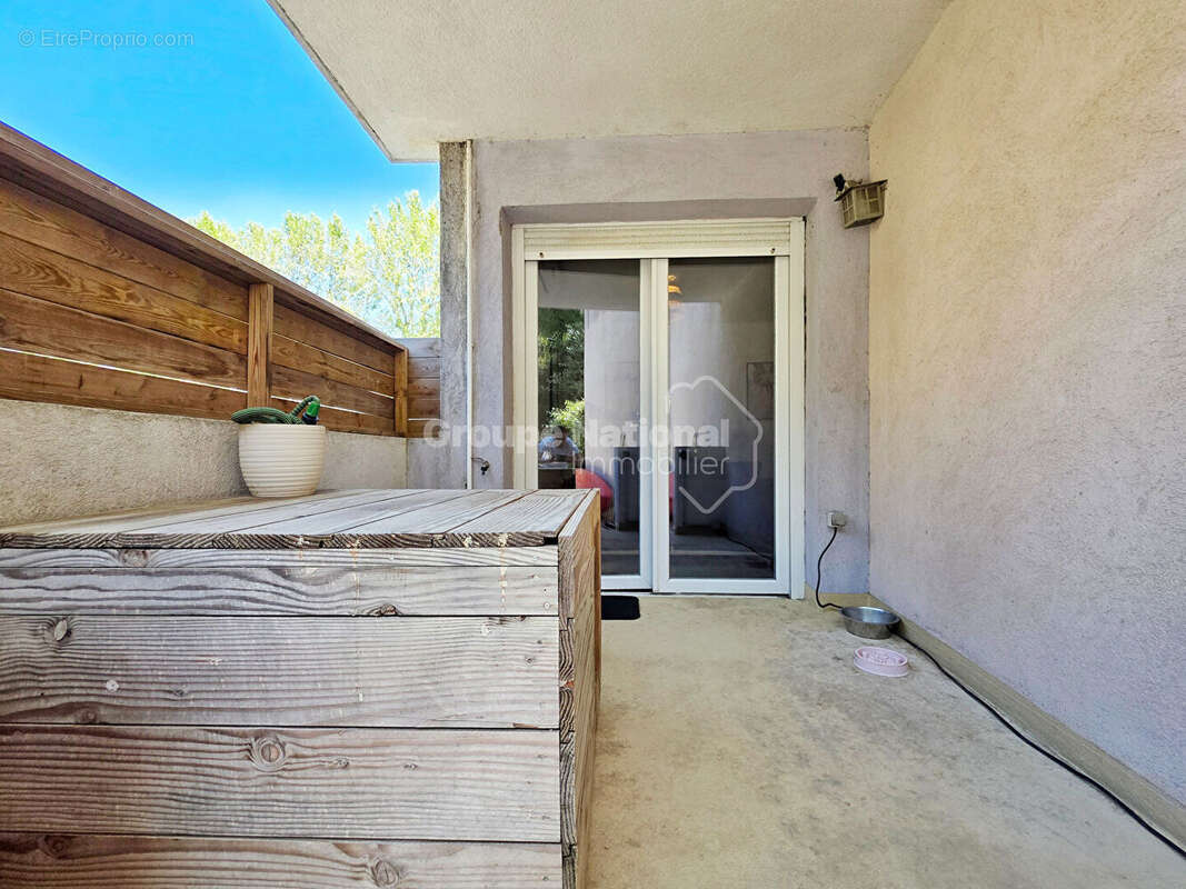 Appartement à SAINT-CHAMAS