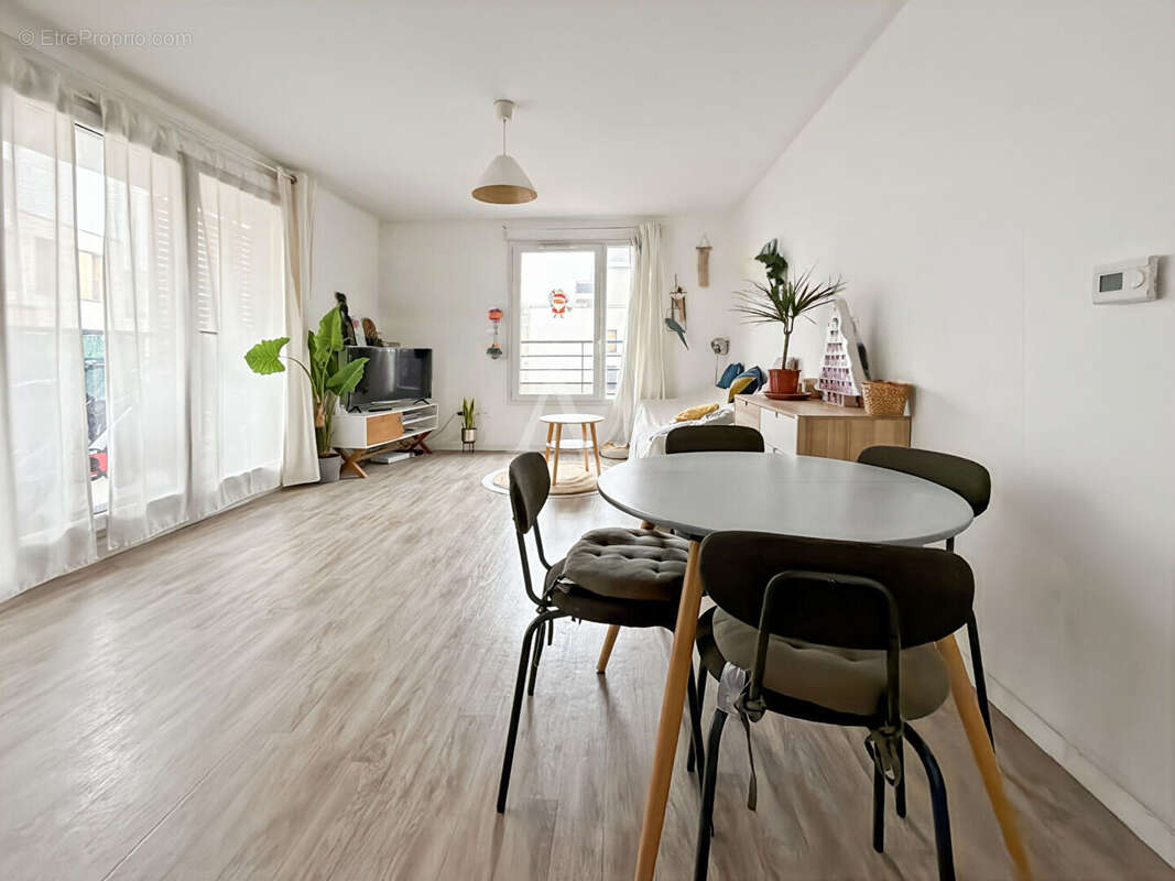 Appartement à JOUY-LE-MOUTIER