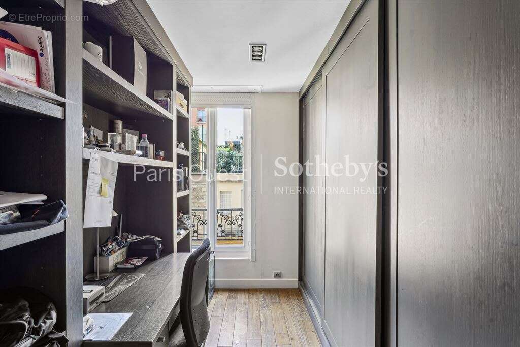 Maison à PARIS-16E