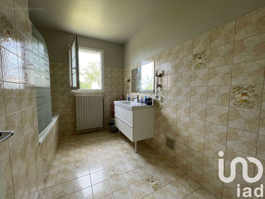 Photo 6 - Maison à MONTMIRAIL