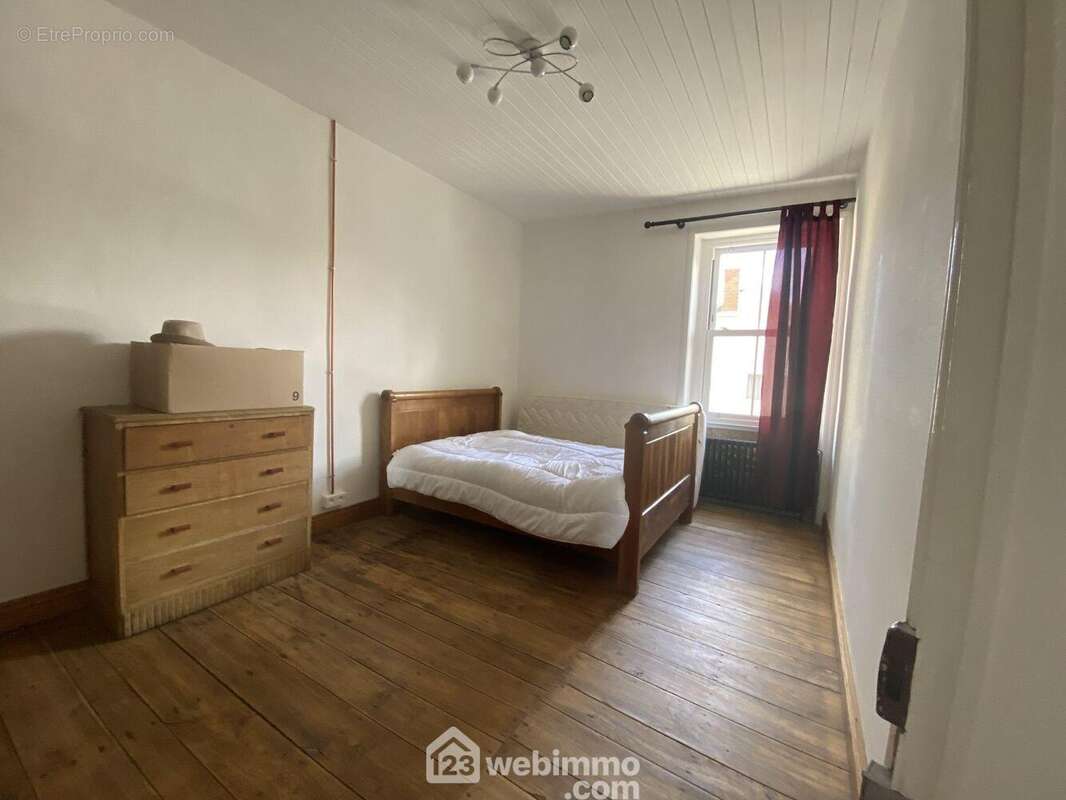 chambre 2 - Maison à LA JAUDONNIERE