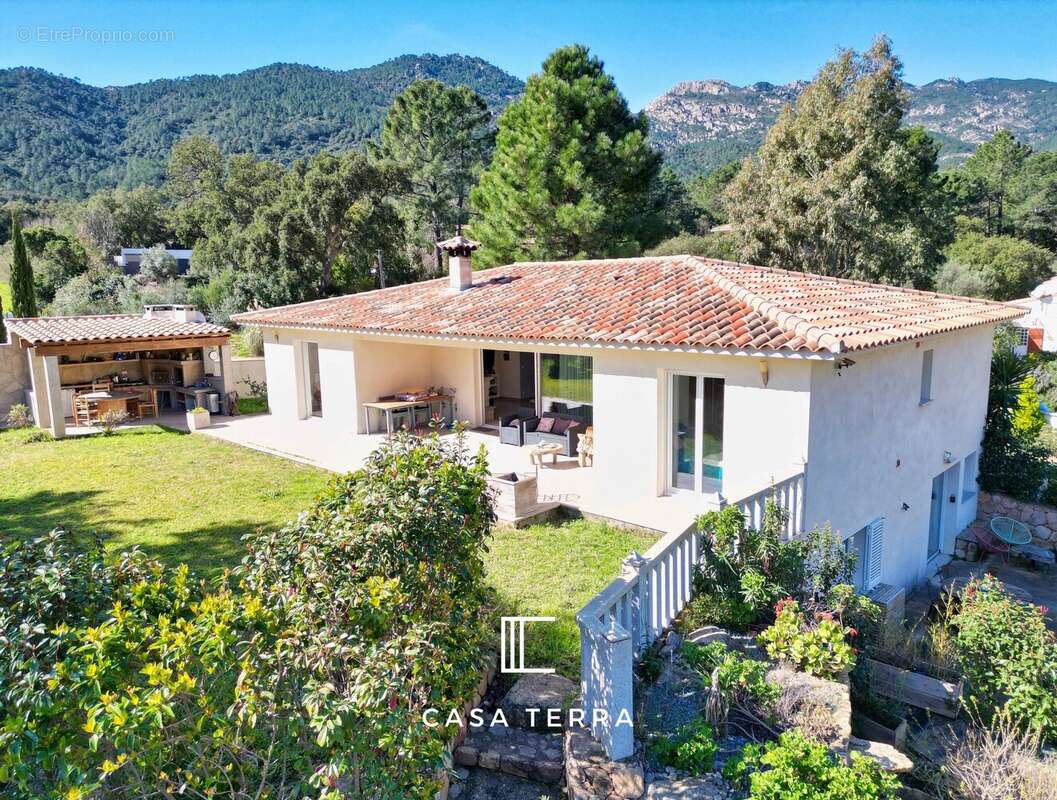 Maison à PORTO-VECCHIO