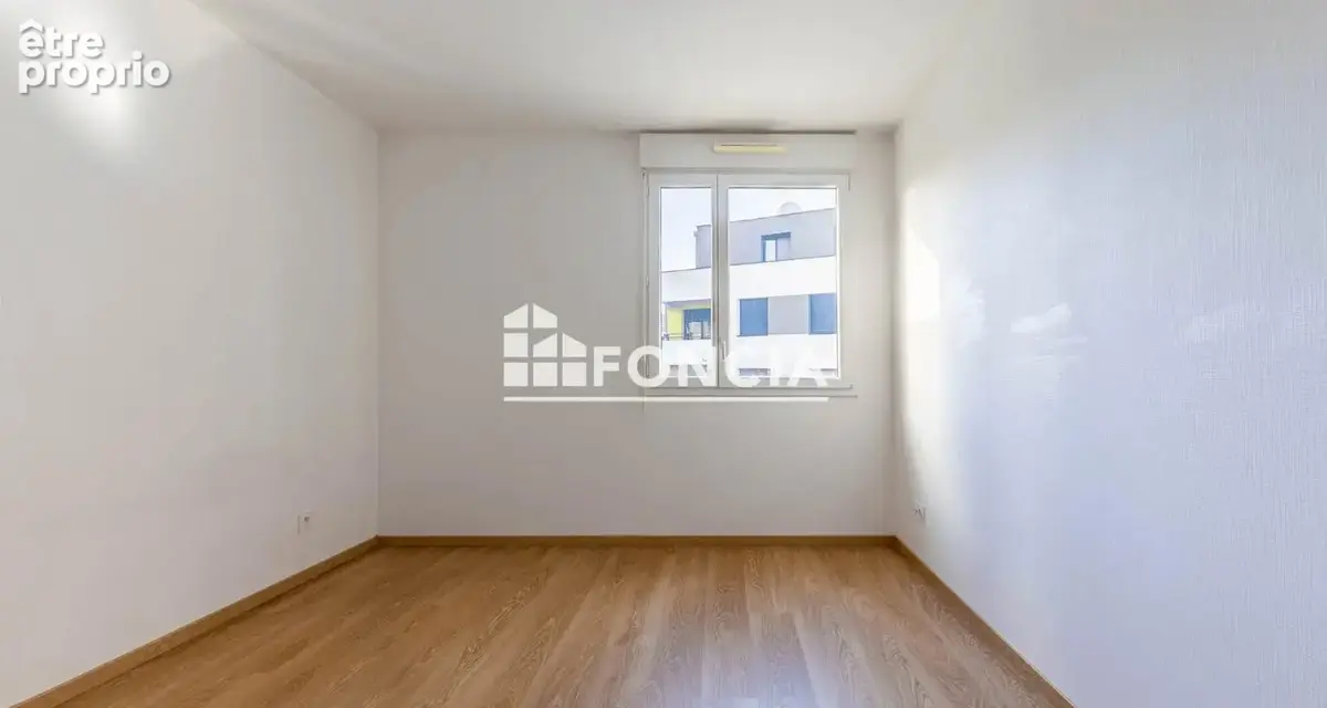 Exclusivite foncia - tres beau deux pieces avec terrasse de 14m2 - photo 4