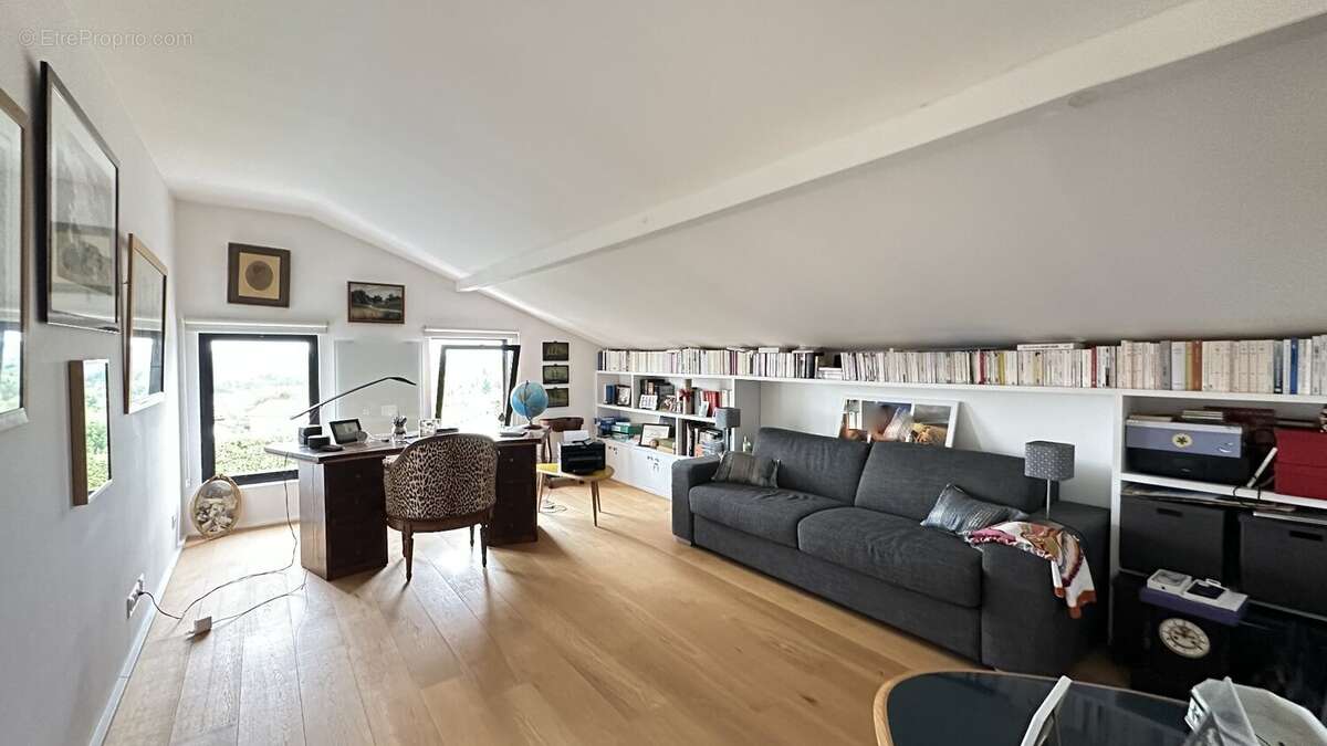 Arcangues  villa  d'architecte  vue panoramique sur les pyrénées - photo 16
