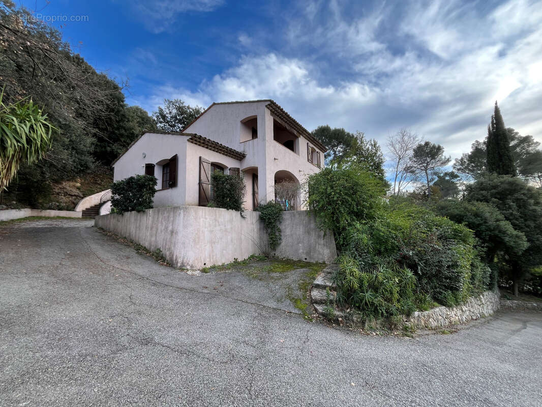 Maison à AURIBEAU-SUR-SIAGNE