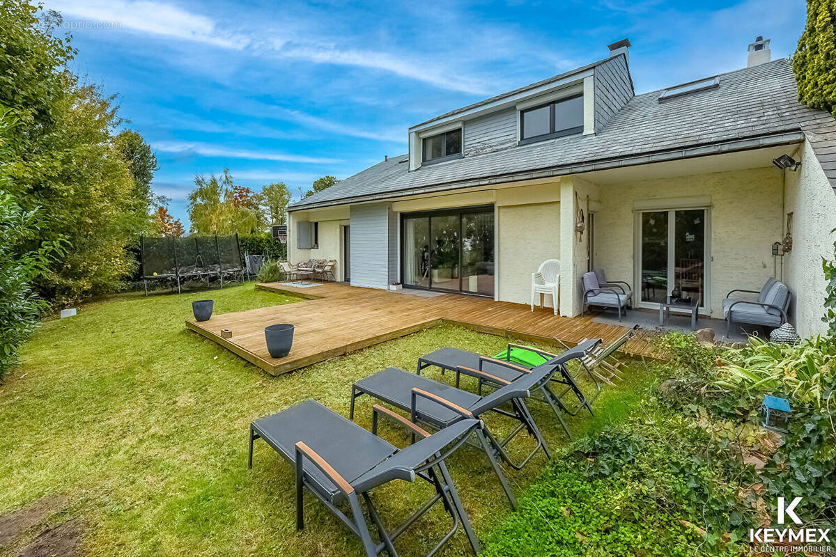 Maison à L&#039;ISLE-ADAM