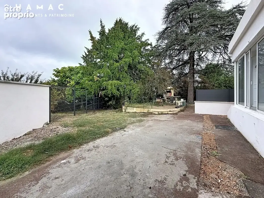 Charbonnières-les-Bains – Duplex T3 esprit maison avec jardin privatif - photo 11