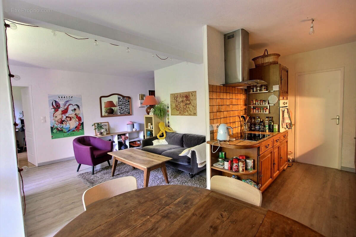 Appartement à CRAN-GEVRIER